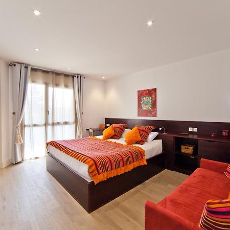 Hotel Auberge De Chavannes Courlans ภายนอก รูปภาพ