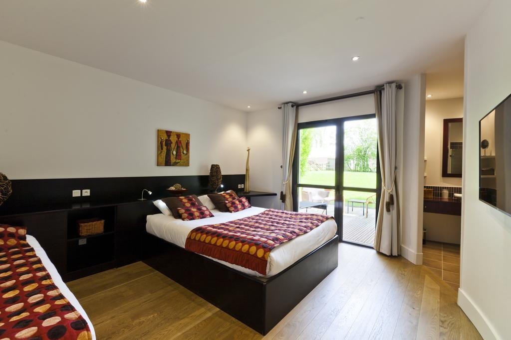 Hotel Auberge De Chavannes Courlans ภายนอก รูปภาพ